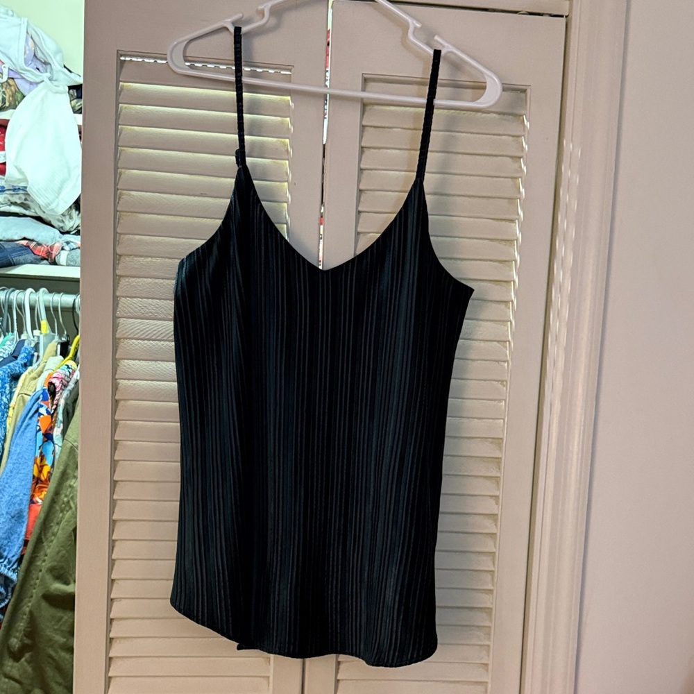 Classic Emerald Green Ribbed Cami w/ Adjustable Straps